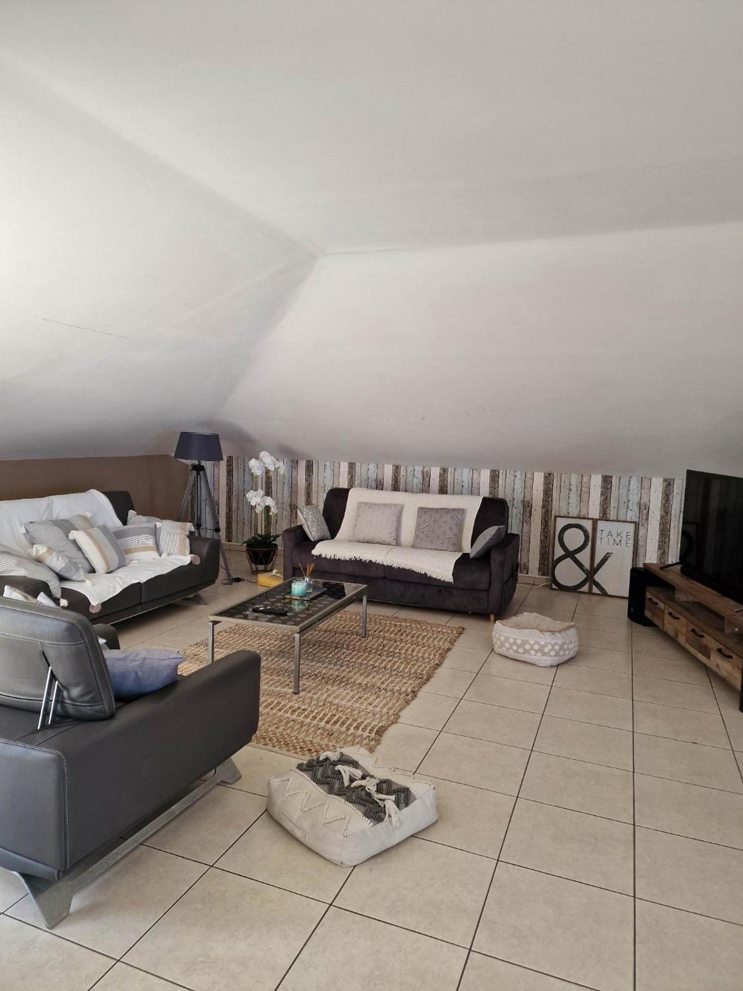 Appartement Villa Sur Le Toit, Vue Mer Saint-Gilles-les-Bains Exterior photo