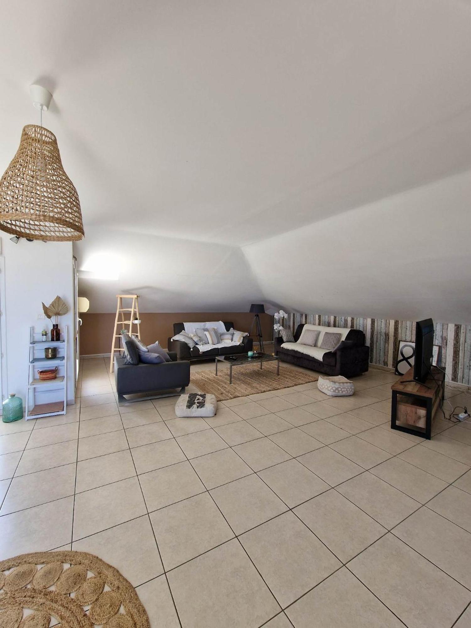 Appartement Villa Sur Le Toit, Vue Mer Saint-Gilles-les-Bains Exterior photo