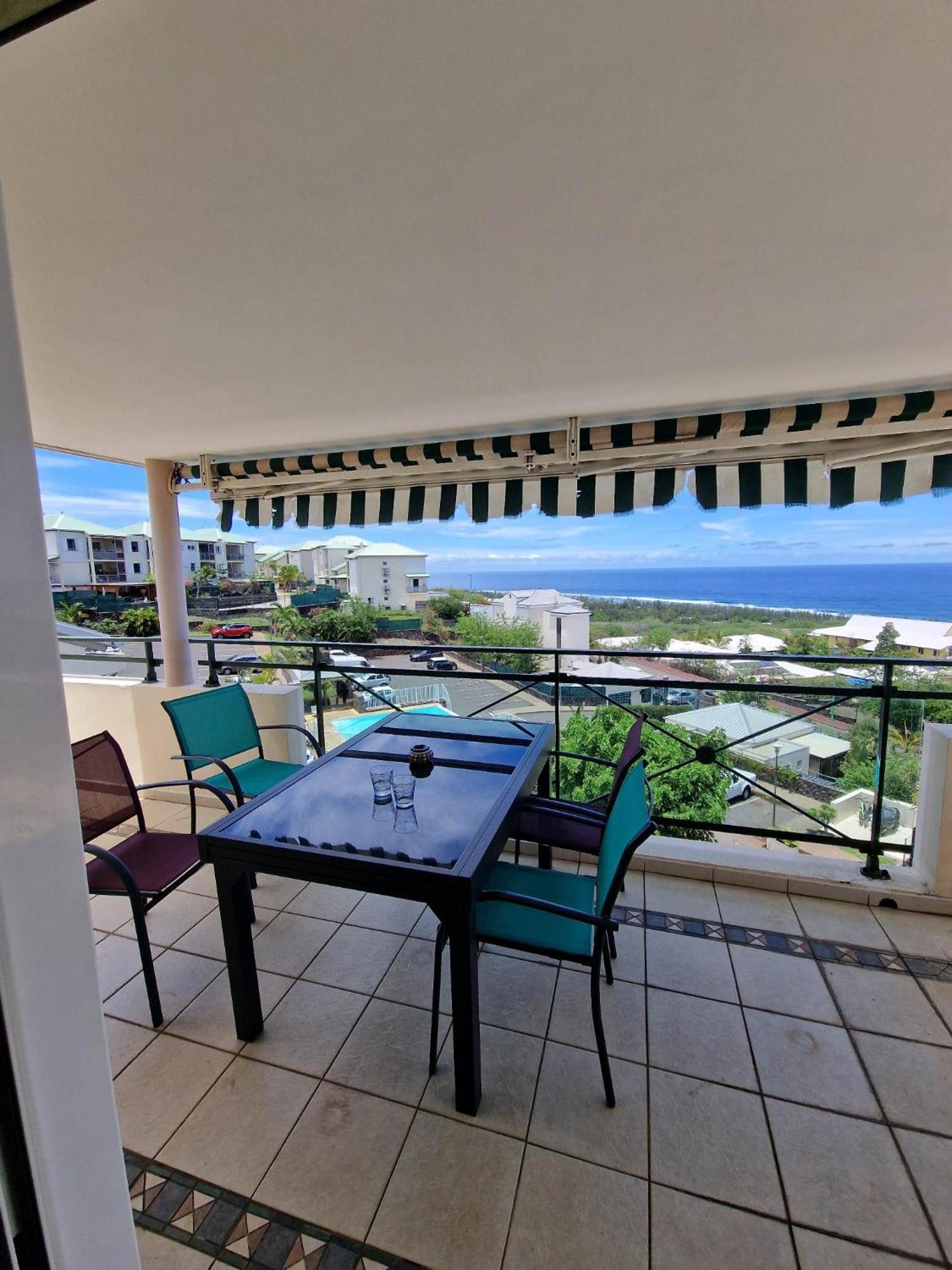Appartement Villa Sur Le Toit, Vue Mer Saint-Gilles-les-Bains Exterior photo